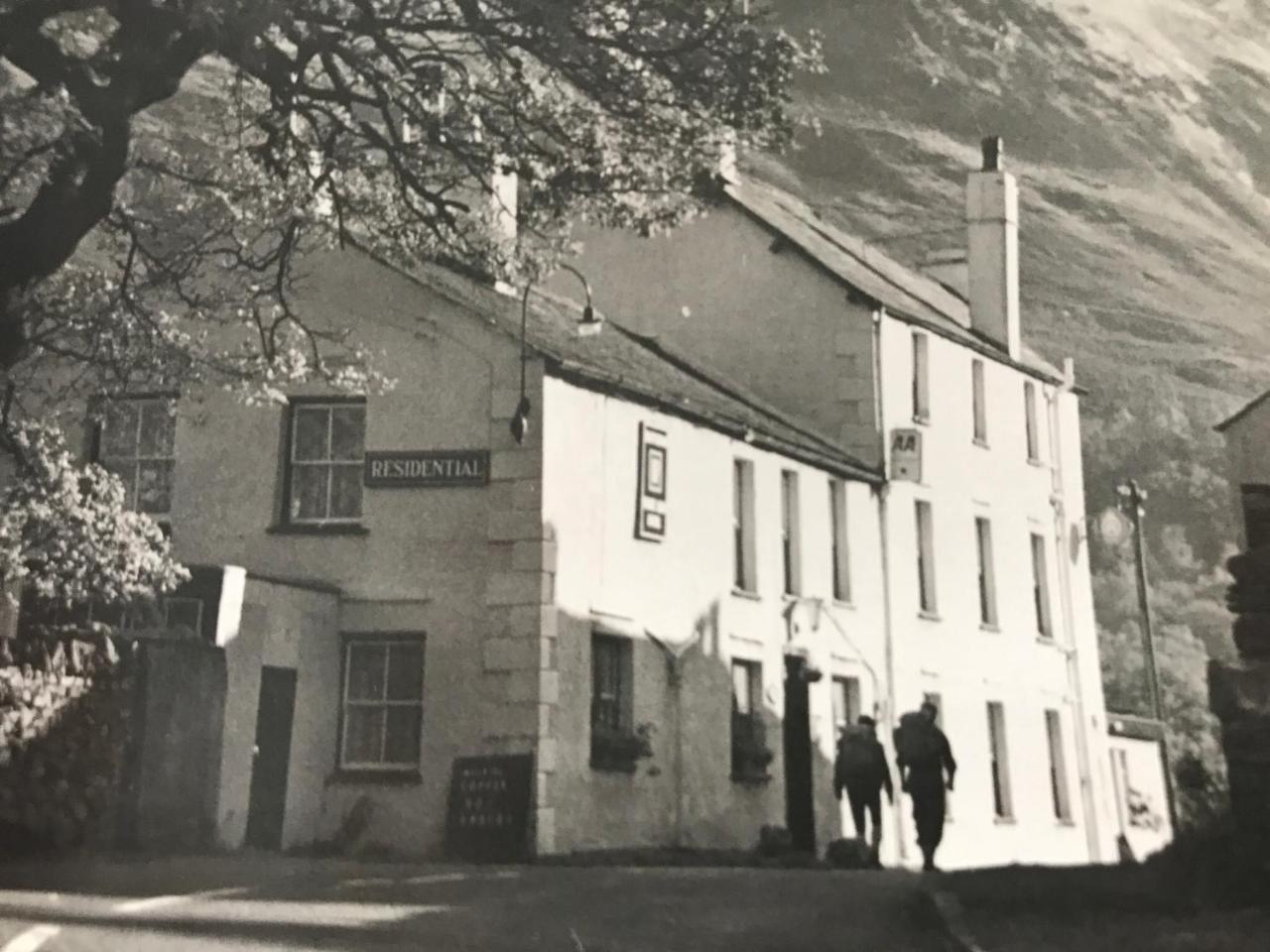 بنريث The White Lion Inn المظهر الخارجي الصورة